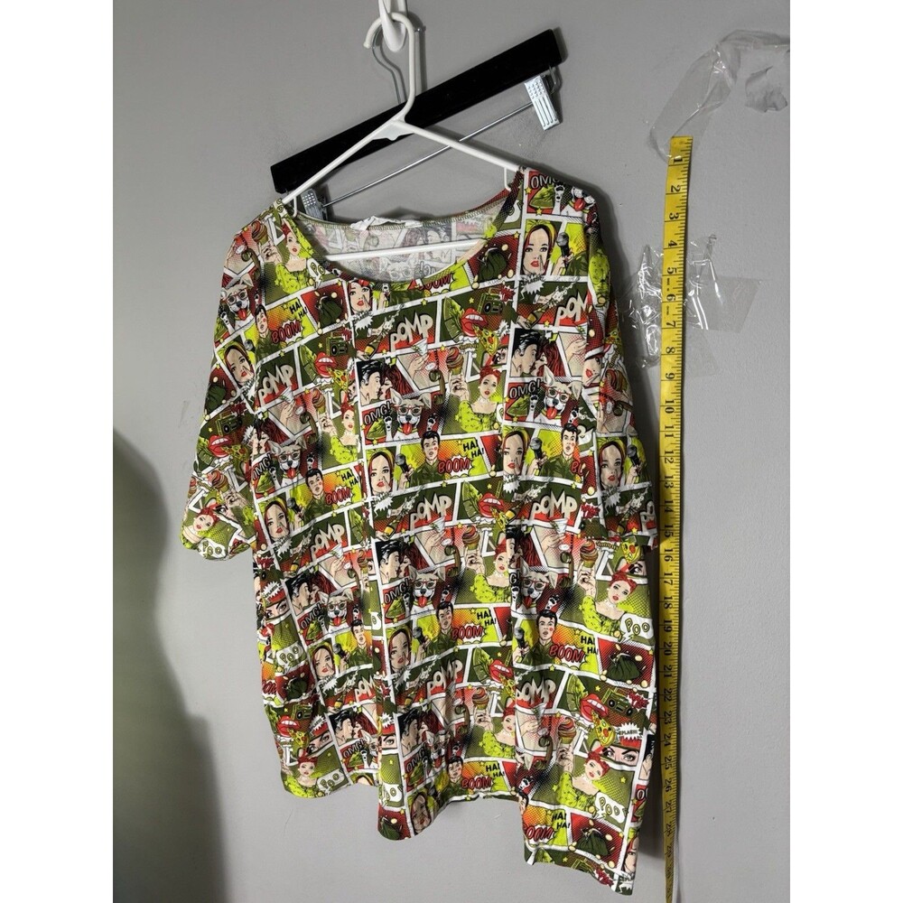 Studio Untold Women's Plus Size Comic Theme Tshirt  Size 24/26